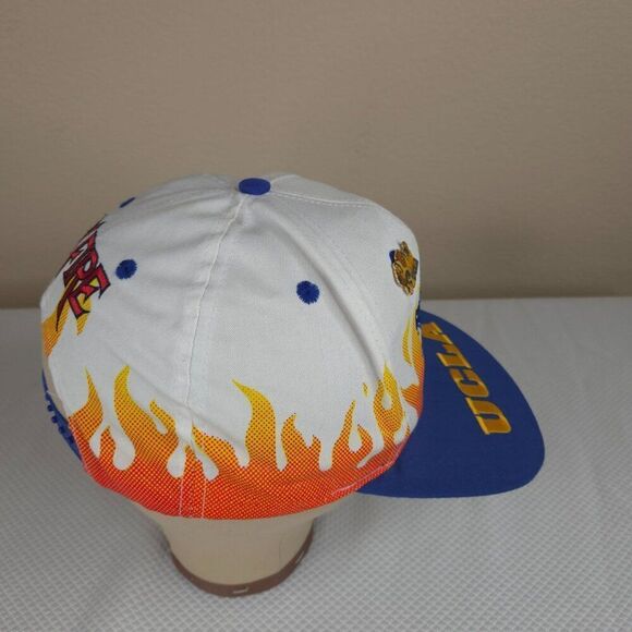 Vintage 90s UCLA Bruins Bears On Fire Snapback Cap Hat NCAA Flames - Picture 5 of 9